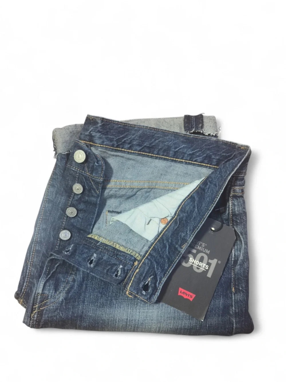 Levi’s 501 Medium Washed Button-fly Denim Cutoff Shorts Size W34 (NWT)